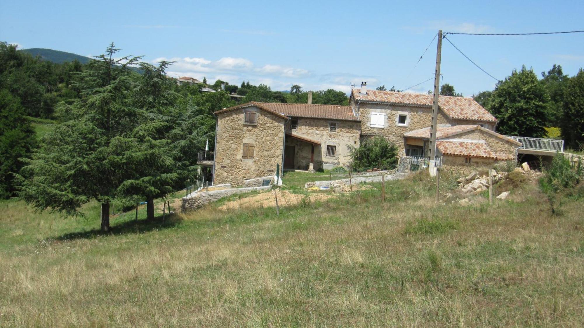 Ancienne Ferme Tranquille En Haute Ardeche Etables  Bagian luar foto